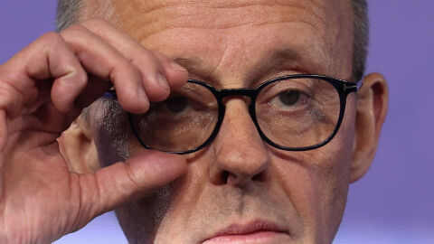 Мерц: Русия няма да прекрати войната в Украйна, докато не се изтощи икономически