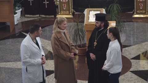 На лекар в храма: Безплатни прегледи за неосигурените започнаха в бургаския „Меден рудник“