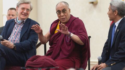 Будизмът и трагедията край Петрохан: Ученик на Далай Лама говори за насилието и вярата