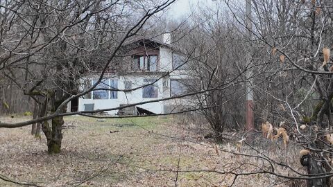 Ивайло Калушев е искал да строи будистки манастир в с. Краево