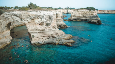 В Деня на Свети Валентин се срути емблематичната Арка на любовта