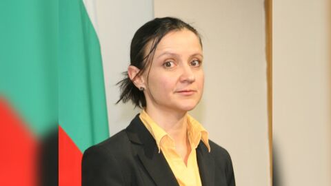Коя е Ирена Младенова - новият министър на иновациите и растежа в служебния кабинет на Андрей Гюров?