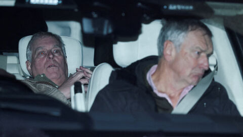 Сянката на Епстийн над монархията: Обиските в Уиндзор продължават след ареста на Андрю