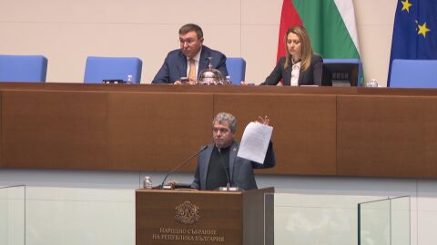Високо напрежение в парламента заради Стоил Цицелков: От ИТН показаха една от присъдите. Атака дойде и от „Възраждане“