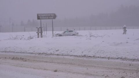 20 дни след трагедията на „Петрохан“, пътят към хижата остава блокиран