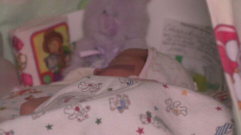 Истории за оцеляването: Как медици спасяват животи, когато спре токт в детска болница в Украйна 