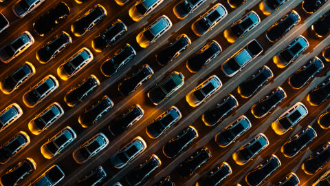 Германия разпореди изтегляне на над 330 000 автомобила на BMW заради риск от пожар