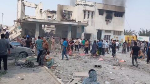 Най-малко 57 са убитите ученички в ударено училище в Иран, 60 са ранените (ВИДЕО)