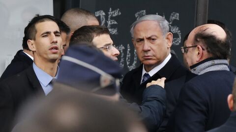 Възобновяват делото срещу Бенямин Нетаняху в неделя