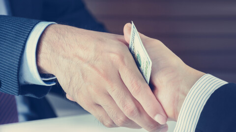 Екзекутираха топ мениджър, взел около 134 милиона евро от подкупи (ВИДЕО)