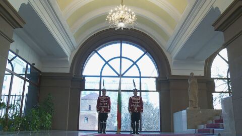 Снимка: Четири месеца преди вота: Ясен е първият кандидат за президент