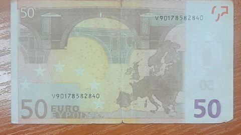 Първи случай за 2026 г. на фалшиви евробанкноти в страната