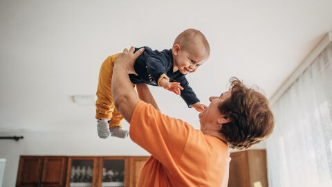 Бабинден е! Ден на акушерките, гинеколозите и родилките