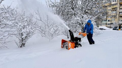 Ледено студено: Минус 17° беше в Самоков, минус 13° - в Пещера