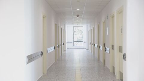 22-годишен е в болница с прободна рана след сбиване с жената, с която живее 