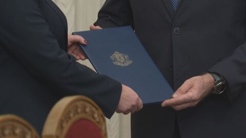ПП-ДБ прие и върна веднага втория мандат за ново правителство на Румен Радев (ВИДЕО)
