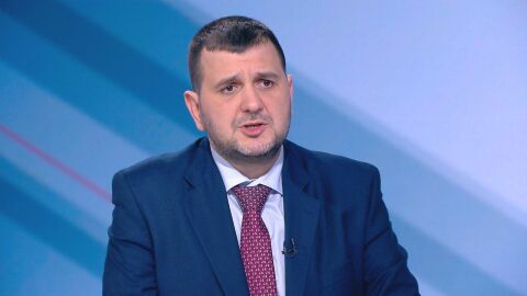 „Целта им е да се гласува само на хартия“: Според Йордан Иванов от ДСБ няма има скенери на изборите