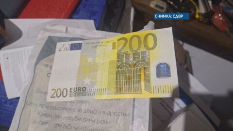 Задържани са фалшификатори, създавали „близнаци“ на крадени коли