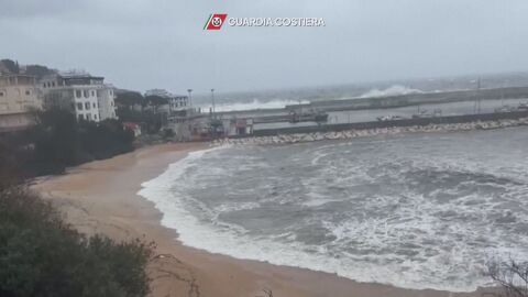 Циклонът „Хари“ помете Южна Италия, щетите са за над 1 млрд. евро
