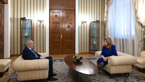 Снимка: Срещите за служебен премиер продължават: Илияна Йотова получи трети отказ - от Радослав Миленков