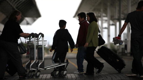 САЩ очакват хаос по летищата на фона на продължаващата правителствена блокада