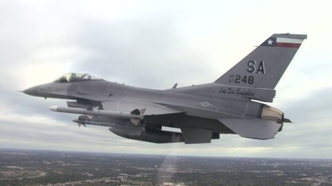 Русия твърди, че е осуетила заговор за кражба на МиГ-31