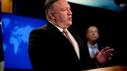 Помпео влиза в украински оръжеен гигант, свързан с корупционния скандал в Киев