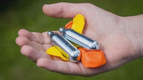 Удар на столичната полиция: Открити са сериозни количества райски газ