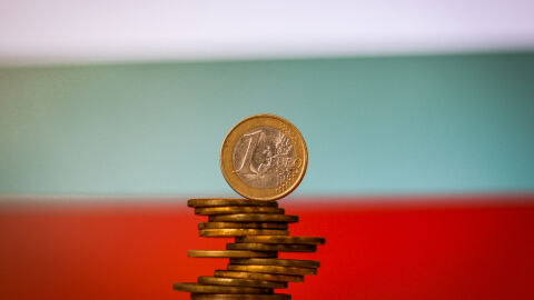 Проучване: 62% от българите са на мнение, че преходът към еврото преминава гладко