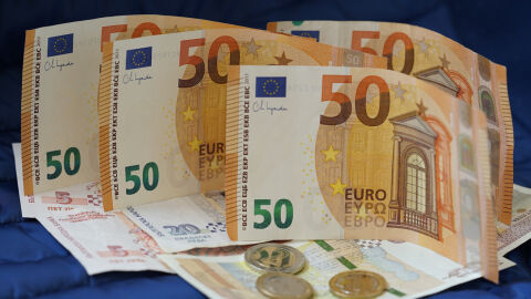 „Не приемат престъплението за сериозно“: Младежи в Русе поръчали 125 фалшиви банкноти от интернет и плащали с тях