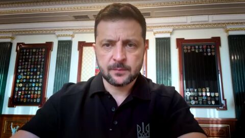 Снимка: Володимир Зеленски благодари на Доналд Тръмп за обещанието да защити украинския народ