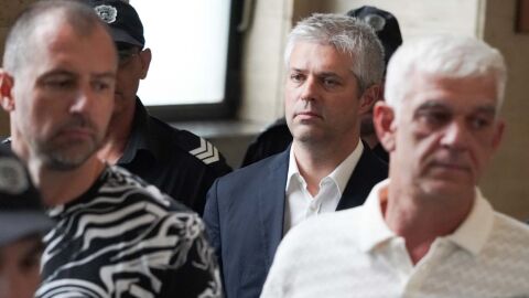 Снимка: Съдът остави в ареста кмета на Варна Благомир Коцев
