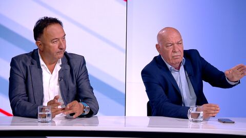 Снимка: Експерти: Не е незаконно, но е морално осъдимо, ако Пеевски и Атанасова наистина са пътували заедно