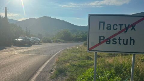 Снимка: Трагедията в река Струма: Продължава издирването на второто дете