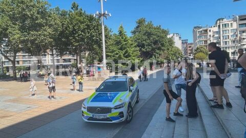 Снимка: Сигнали за бомби в съдилища в Бургас и Варна, всички са евакуирани
