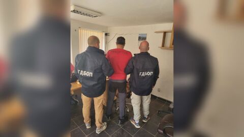 Снимка: ГДБОП задържа трима души за източване на европейски средства в Якоруда (СНИМКИ)