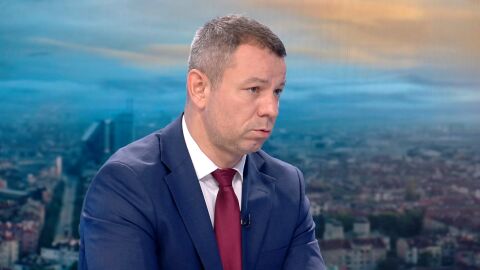 Снимка: Георги Петров: Предлагаме частните болници да минават през обществени поръчки за лекарства