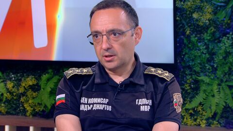 Снимка: Александър Джартов: Искри от спирачките на влакове могат да предизвикат мащабни пожари, имали сме огнища с фронт до 20 км