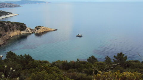 Мними брокери „продават“ имоти на Халкидическия полуостров, с които нямат никаква връзка