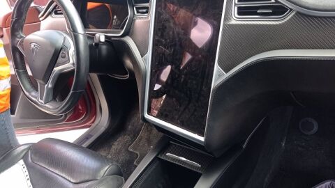 Гръцката приходна агенция разкри измама с ДДС чрез българска фирма, продавала автомобили