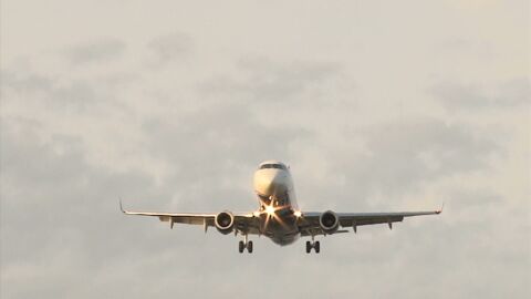 Авиокомпании масово отменят полети заради войната в Близкия изток