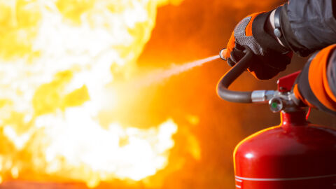 Майка и две деца загинаха при пожар в столичния квартал „Свобода“