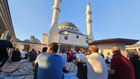 Снимка: Курбан байрам обединява: Политици с поздравления към мюсюлманската общност