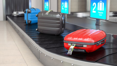 ЕП обсъжда нови права за авиопътниците, включително безплатен ръчен багаж