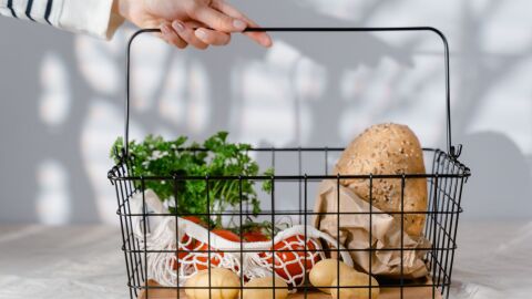 Щанд вместо „Магазин за хората“: До дни по-евтини храни в обекти на ЦКС в Пловдивско