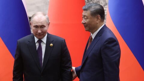 Китай и Русия започват съвместни вoенни учения в Японско море