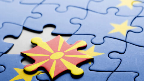 Депутати от Северна Македония събират подписи за промени в конституцията