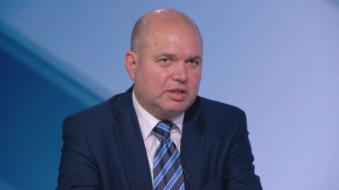 Владислав Панев: България е 11-ата страна в ЕС със свръхдефицит, няма от какво да се страхуваме