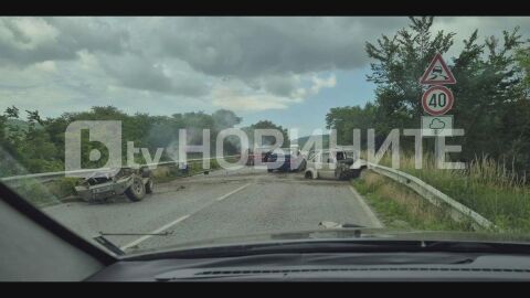 Верижна катастрофа затвори пътя София – Варна край Лясковец