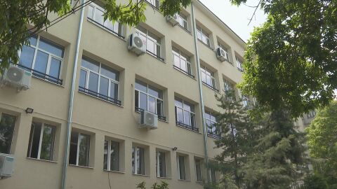 "Много силен шок изживяхме": Държавата взе неизразходваните към 3 юни пари по сметките училищата в страната